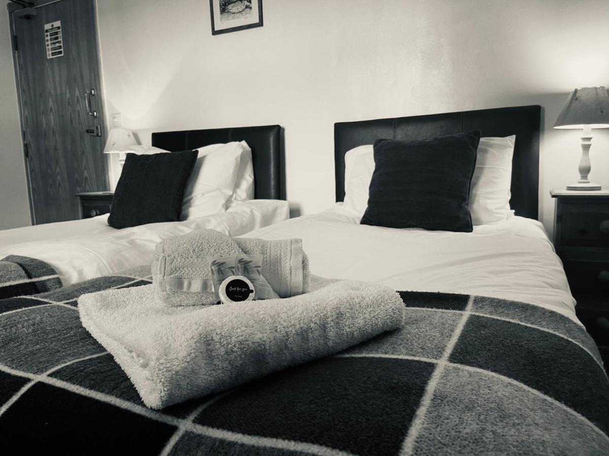 The Crossroads Inn 할리팩스 외부 사진